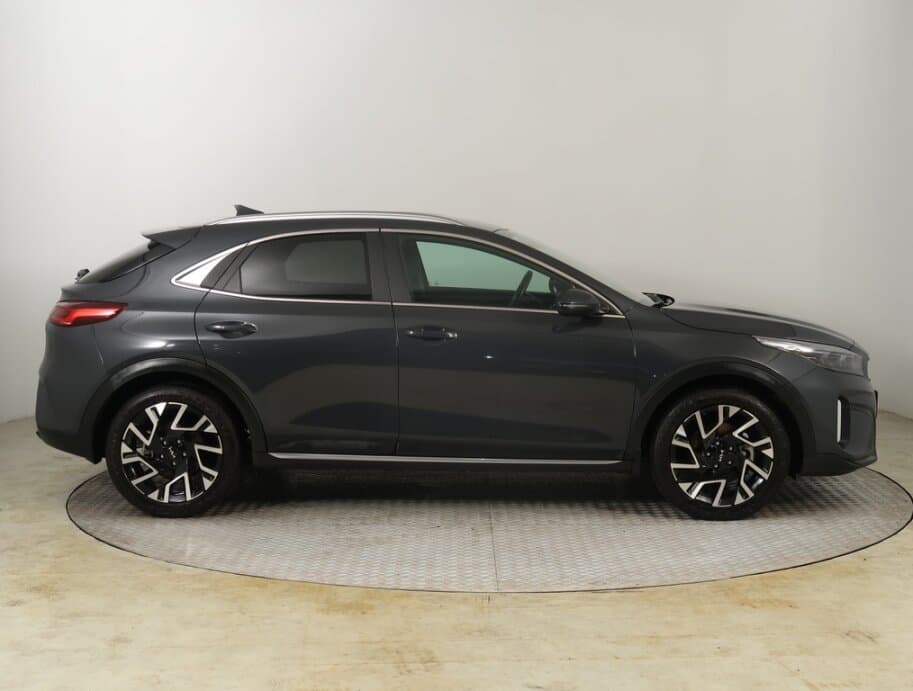 2024 Kia XCEED - 8