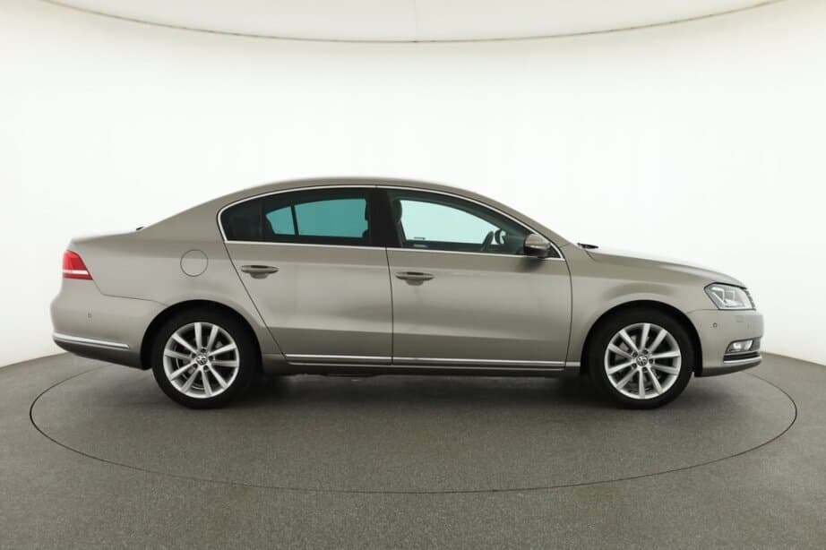 2014 Volkswagen PASSAT - 8