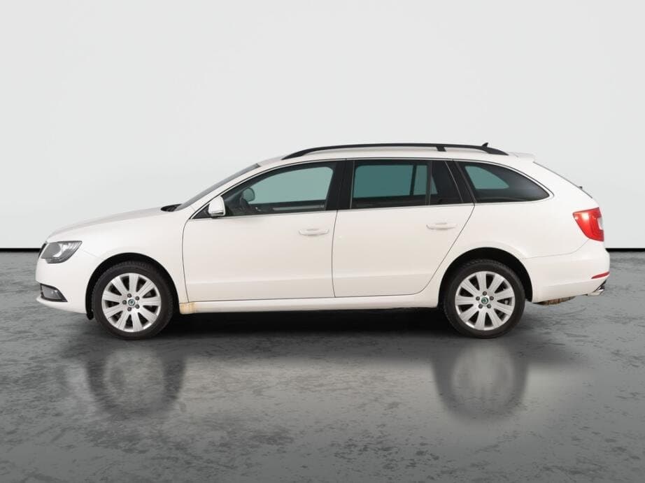 2013 Škoda SUPERB - 4