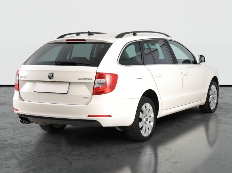 2013 Škoda SUPERB - 7