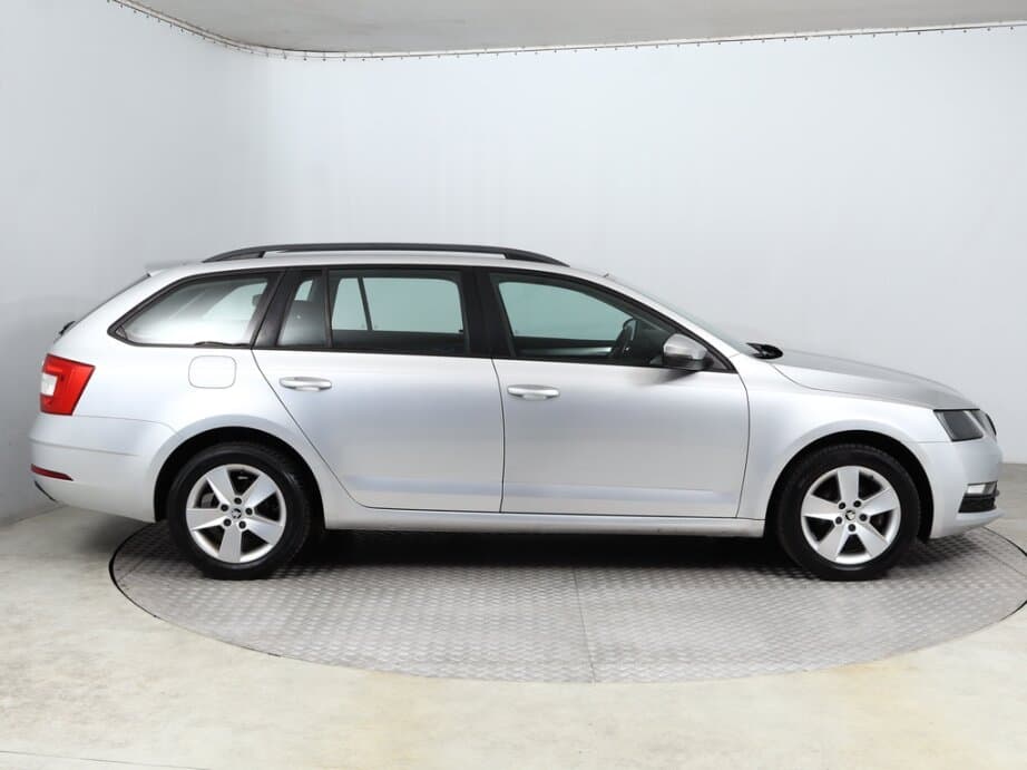 2017 Škoda OCTAVIA - 8