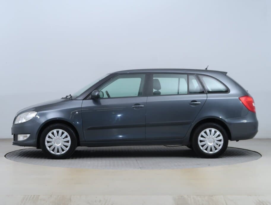 2011 Škoda FABIA - 4