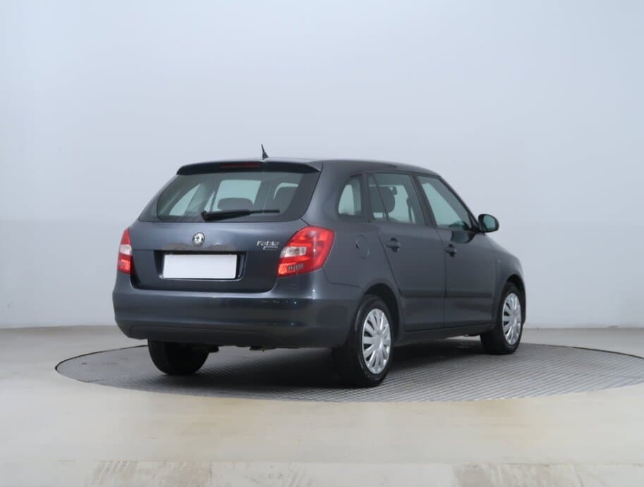 2011 Škoda FABIA - 7