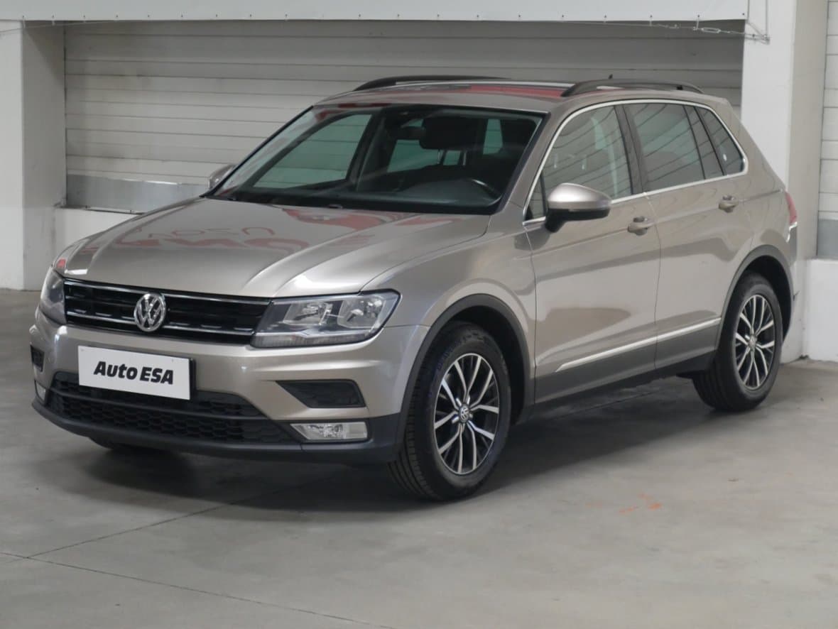 2017 Volkswagen TIGUAN - 3