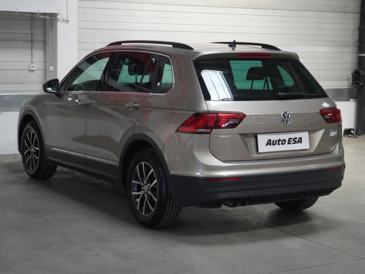 2017 Volkswagen TIGUAN - 6