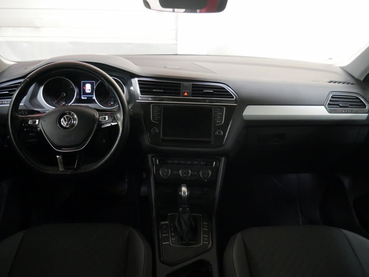 2017 Volkswagen TIGUAN - 8