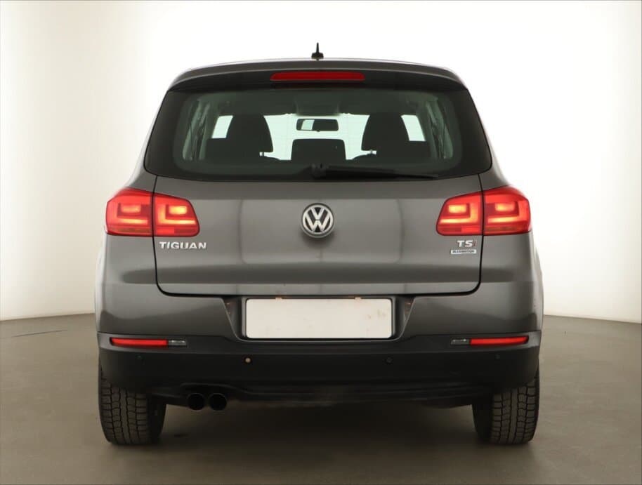 2012 Volkswagen TIGUAN - 6