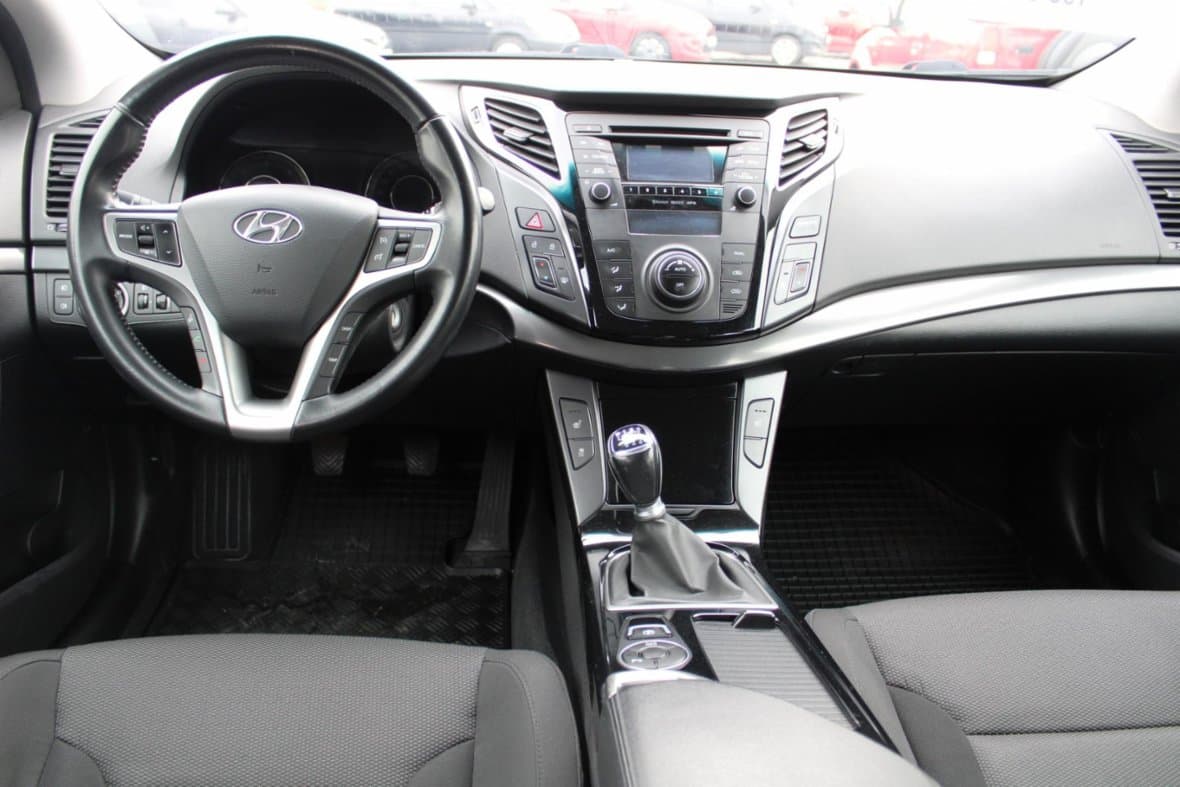 2013 Hyundai I40 - 13
