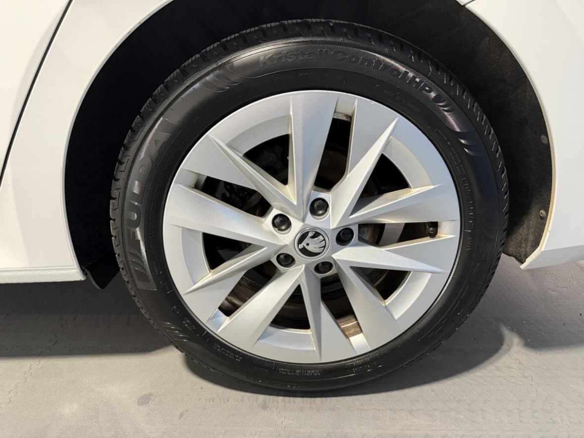 2021 Škoda Octavia - 14