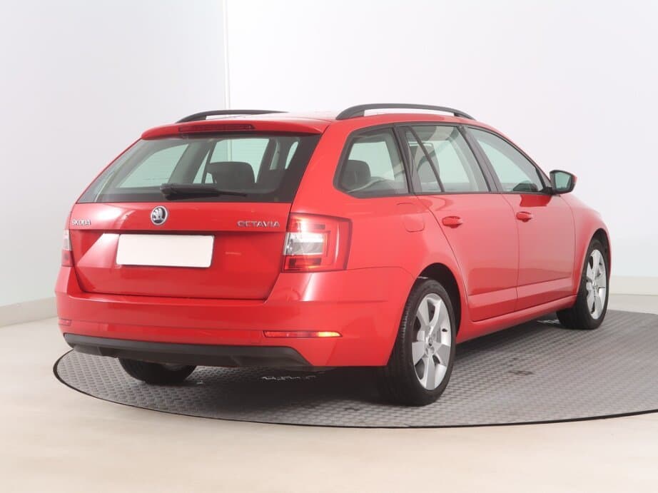 2019 Škoda OCTAVIA - 7