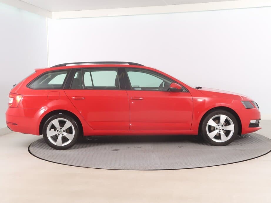 2019 Škoda OCTAVIA - 8