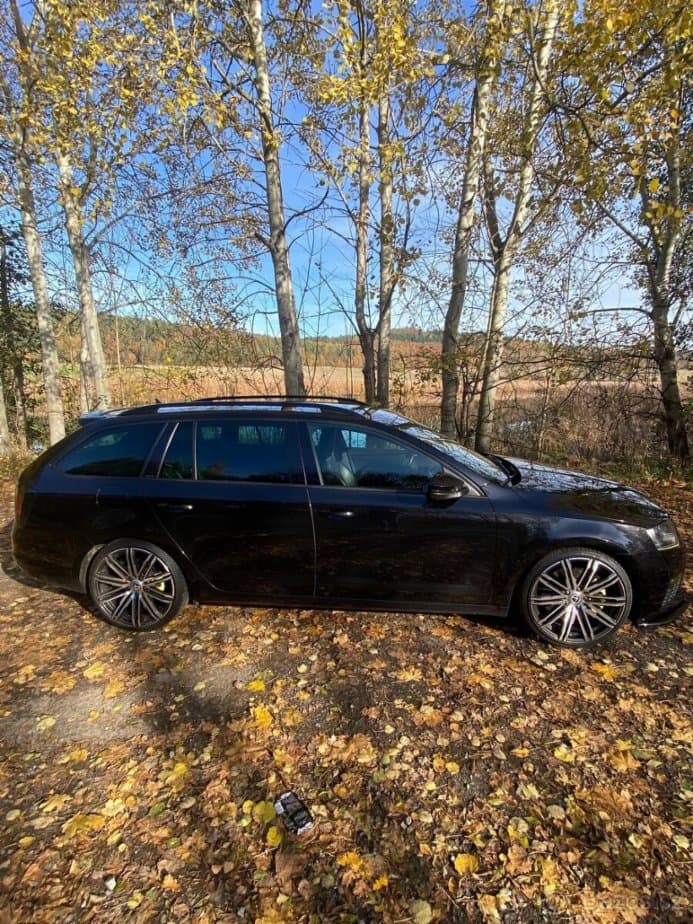 Škoda OCTAVIA - 12