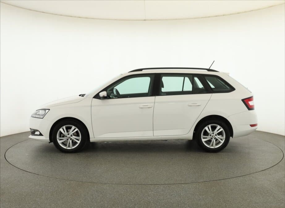 2022 Škoda FABIA - 4