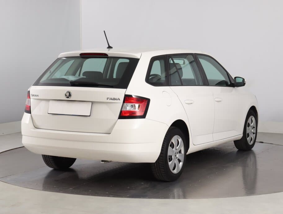 2017 Škoda FABIA - 7