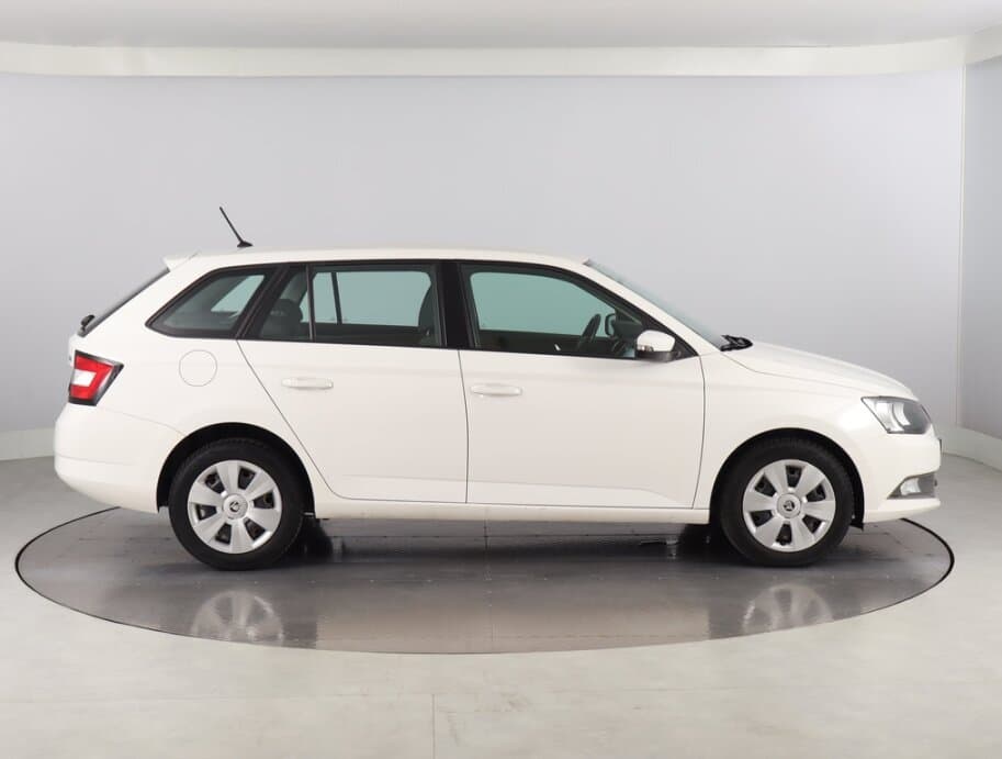 2017 Škoda FABIA - 8