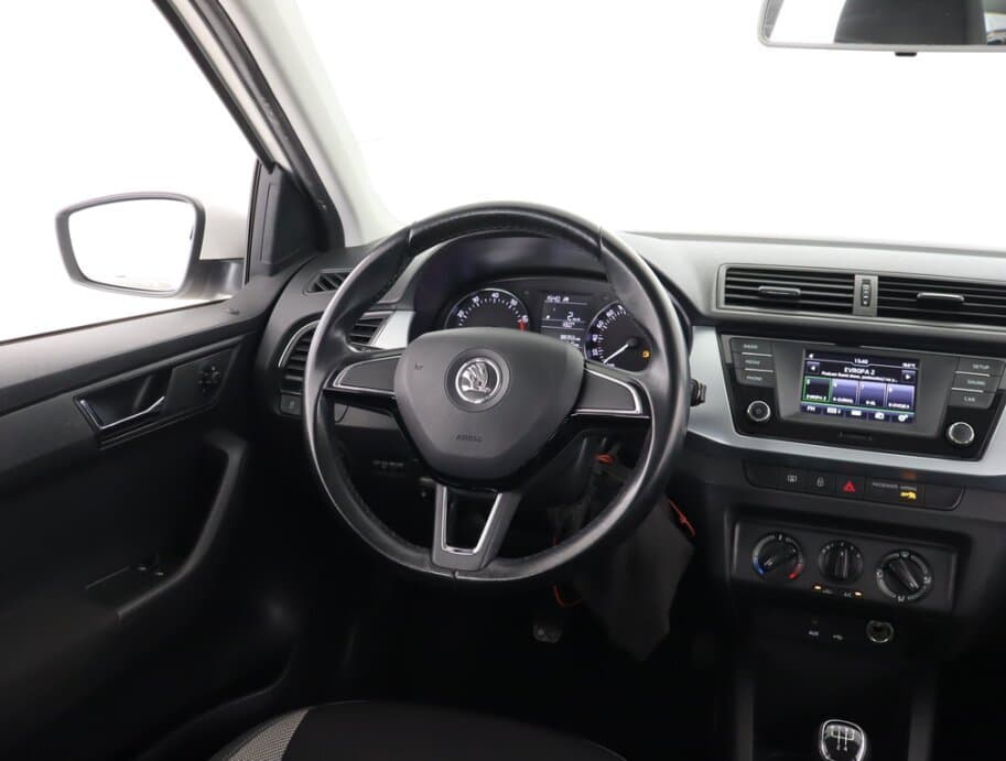 2017 Škoda FABIA - 9