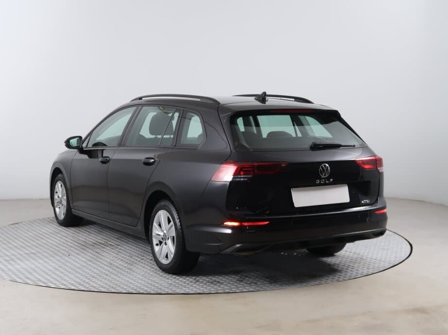 2022 Volkswagen GOLF - 9