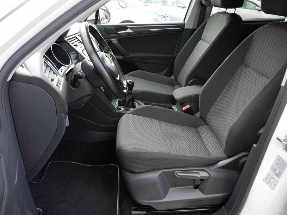 2019 Volkswagen TIGUAN - 9