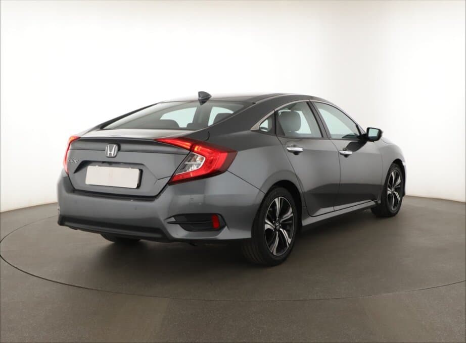 2018 Honda CIVIC - 7