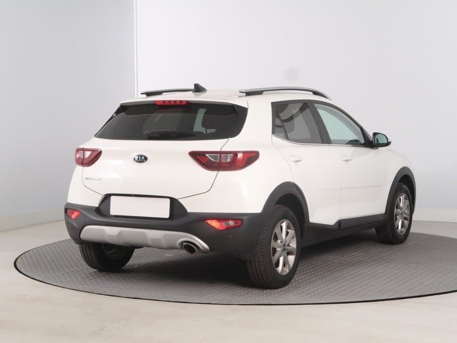 2020 Kia STONIC - 7