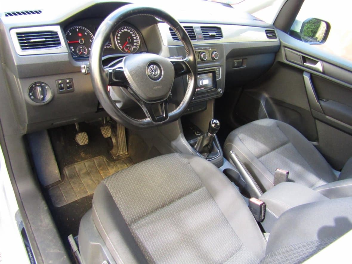 2015 Volkswagen Caddy - 13