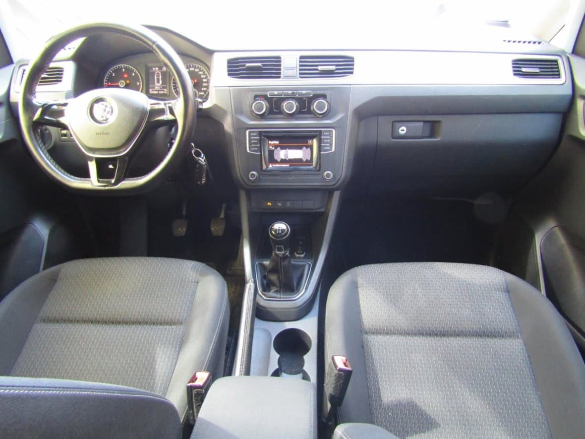 2015 Volkswagen Caddy - 15