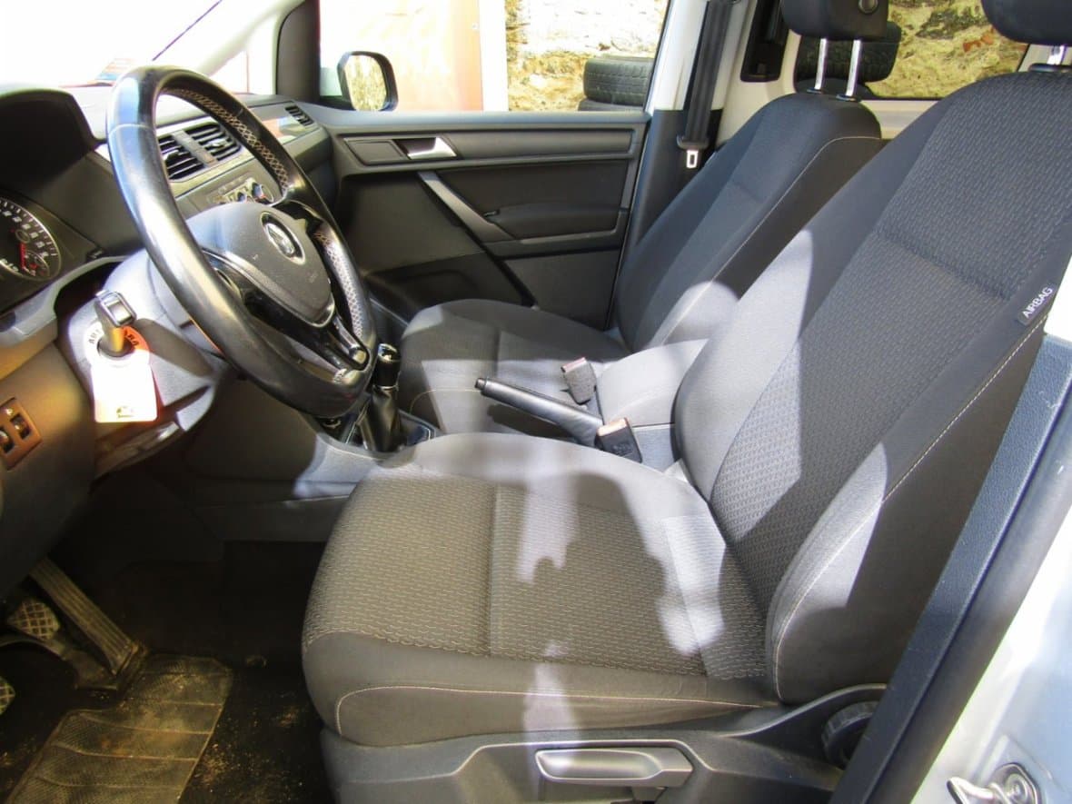 2015 Volkswagen Caddy - 20