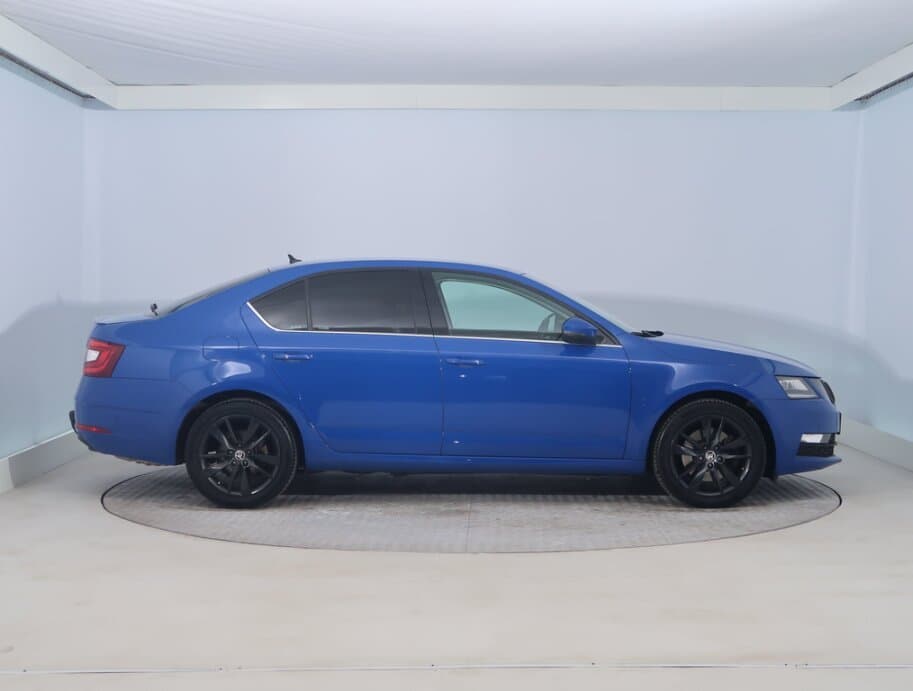 2018 Škoda OCTAVIA - 8