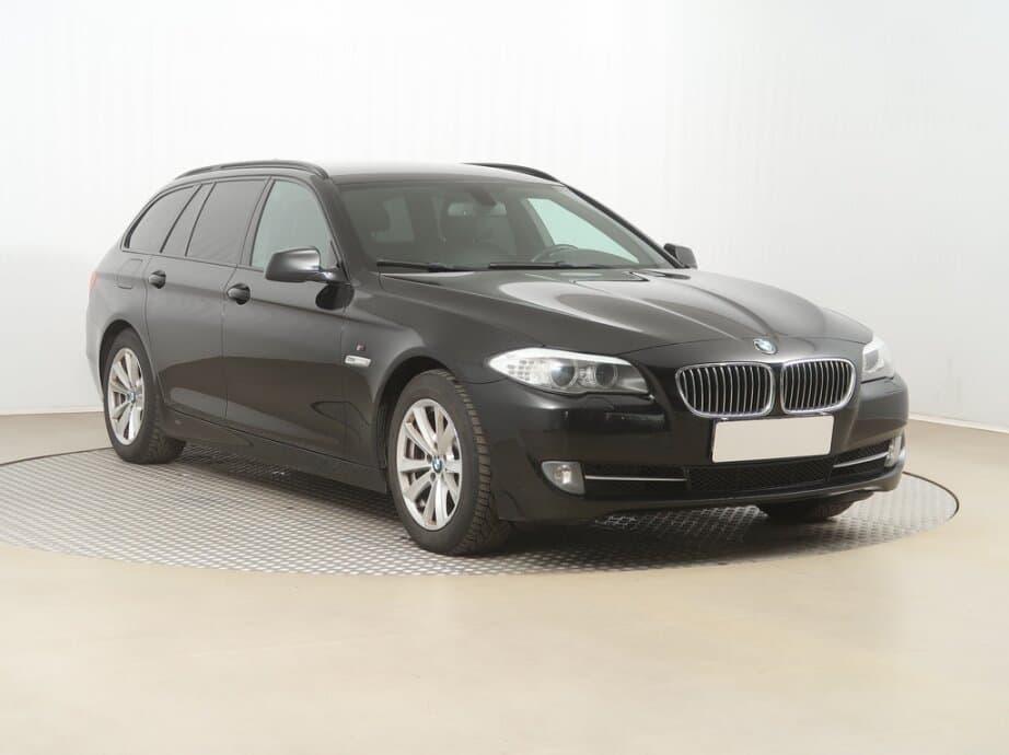 2013 BMW 5-SERIES