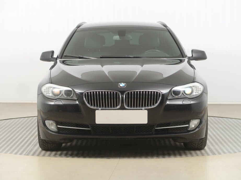 2013 BMW 5-SERIES - 2