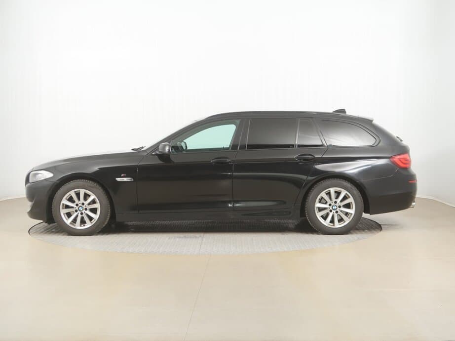 2013 BMW 5-SERIES - 4