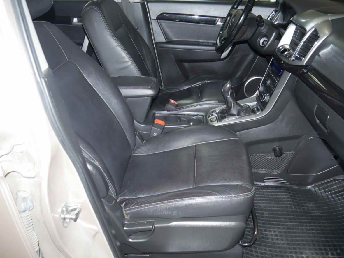 2012 Chevrolet CAPTIVA - 12