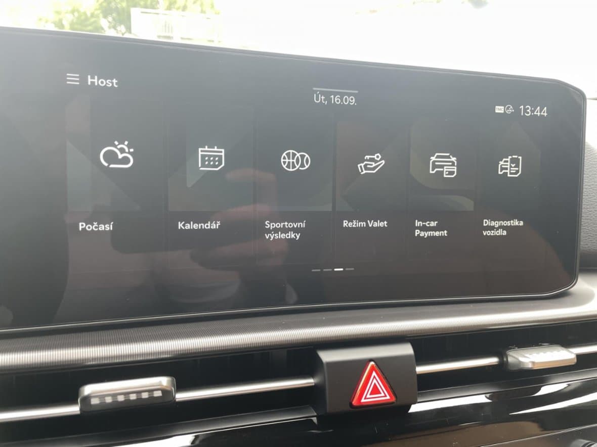 2025 Kia Sportage - 19