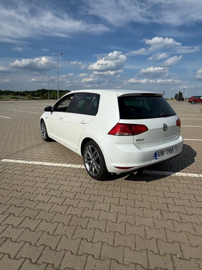 2014 Volkswagen GOLF - 2