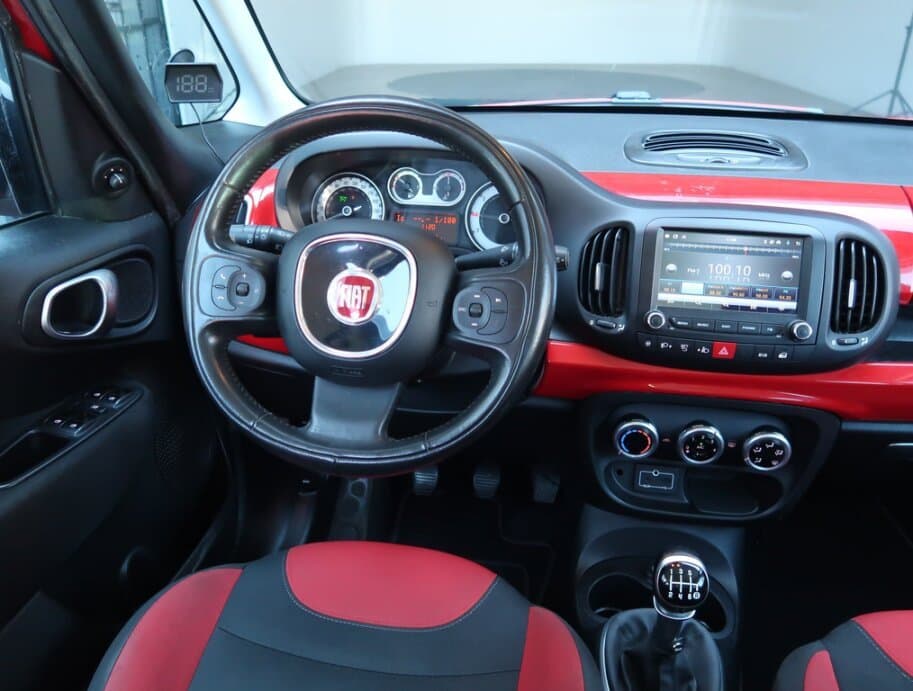 2016 Fiat 500L - 9