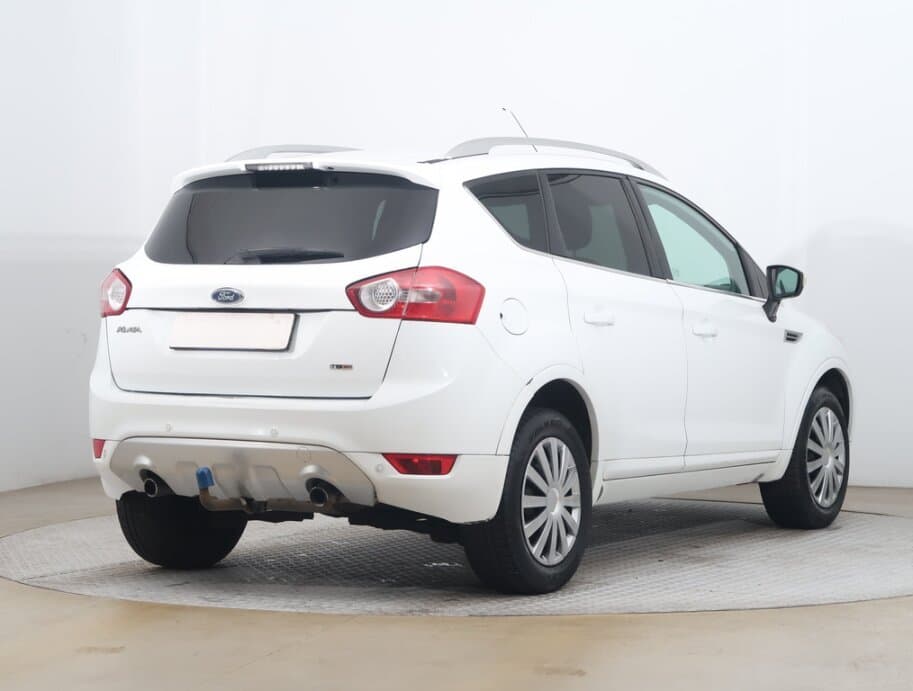 2010 Ford KUGA - 7