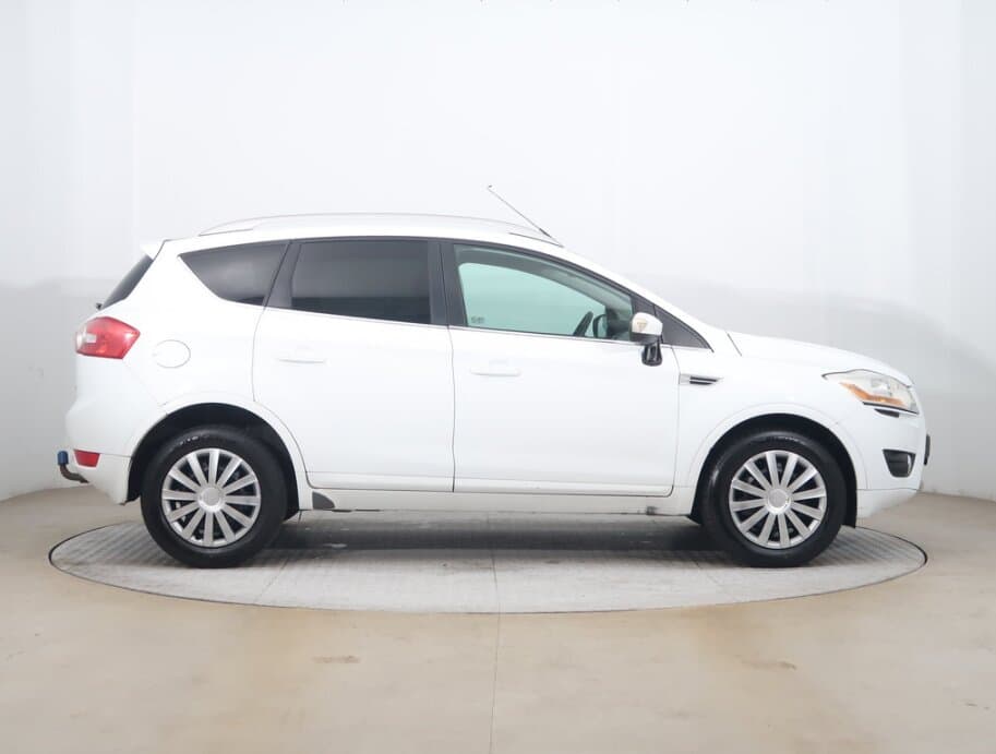 2010 Ford KUGA - 8