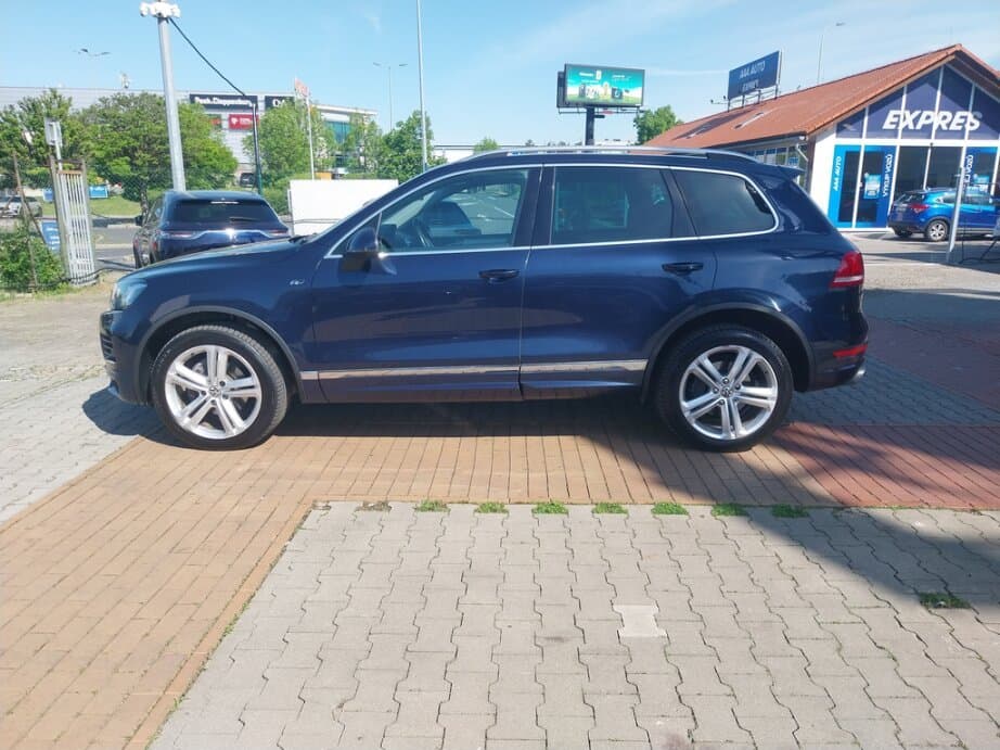 2013 Volkswagen TOUAREG - 4