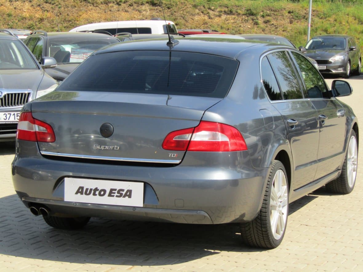 2009 Škoda SUPERB - 6