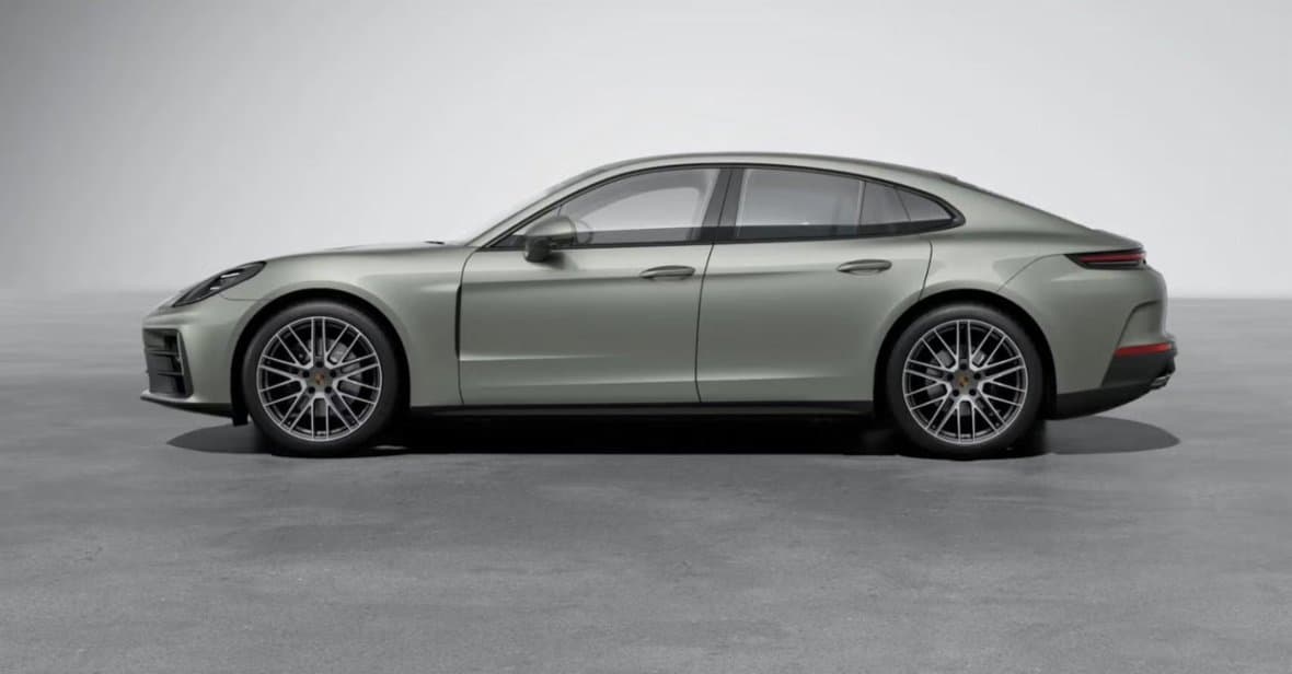 2026 Porsche Panamera - 2