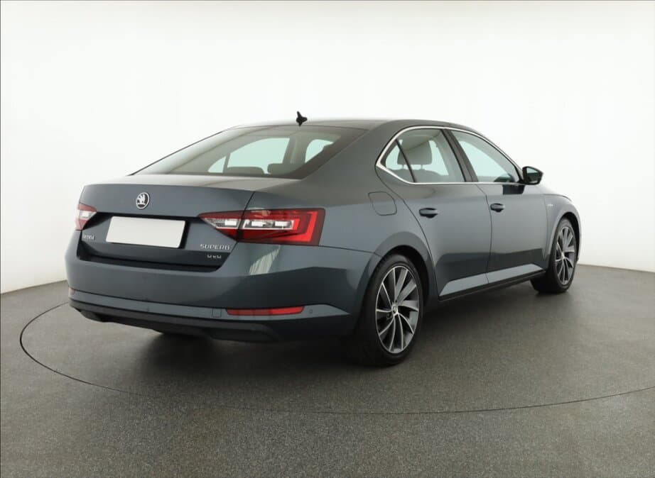 2017 Škoda SUPERB - 7