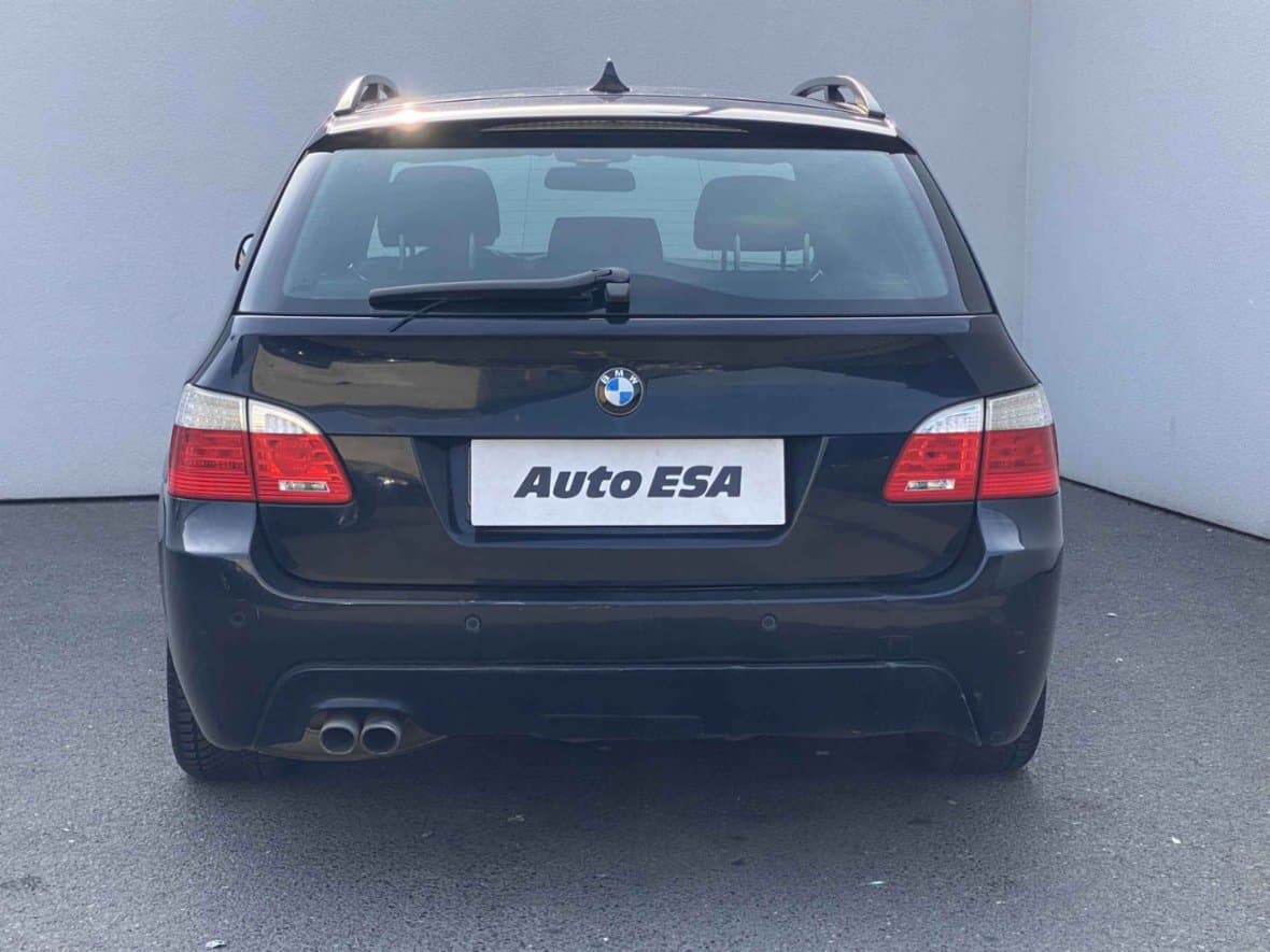 2009 BMW 5-SERIES - 5