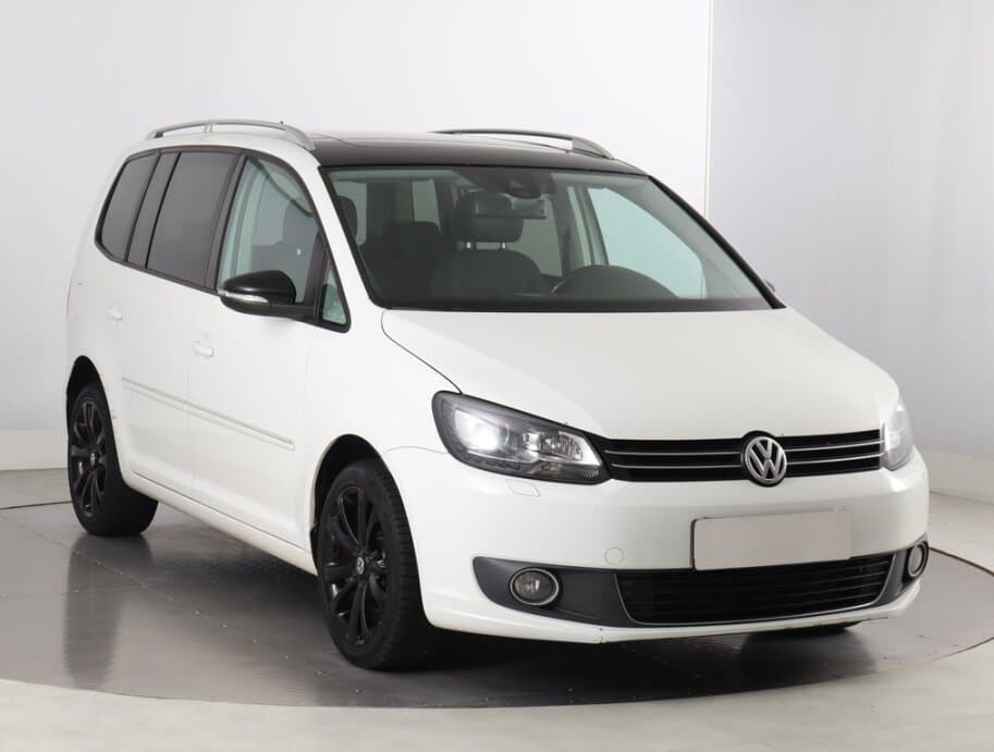 VW Touran, 1.4 TSIHighline , Serv.kniha, Xenony,,