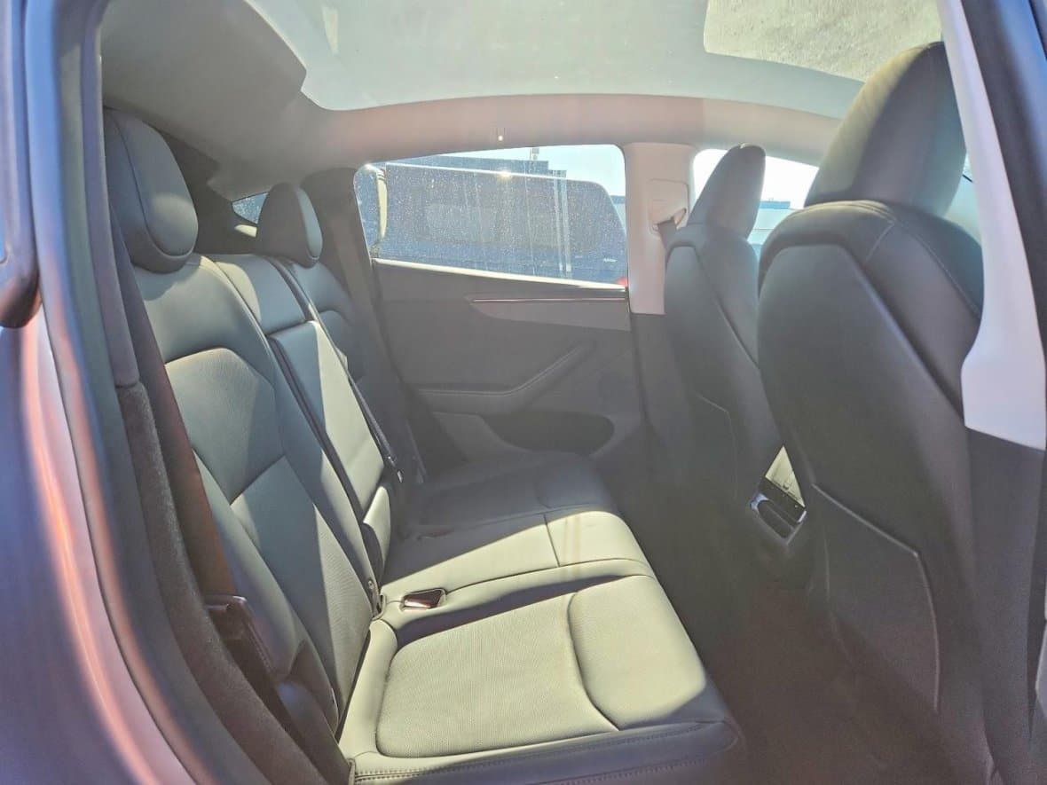 2025 Tesla MODEL Y - 10