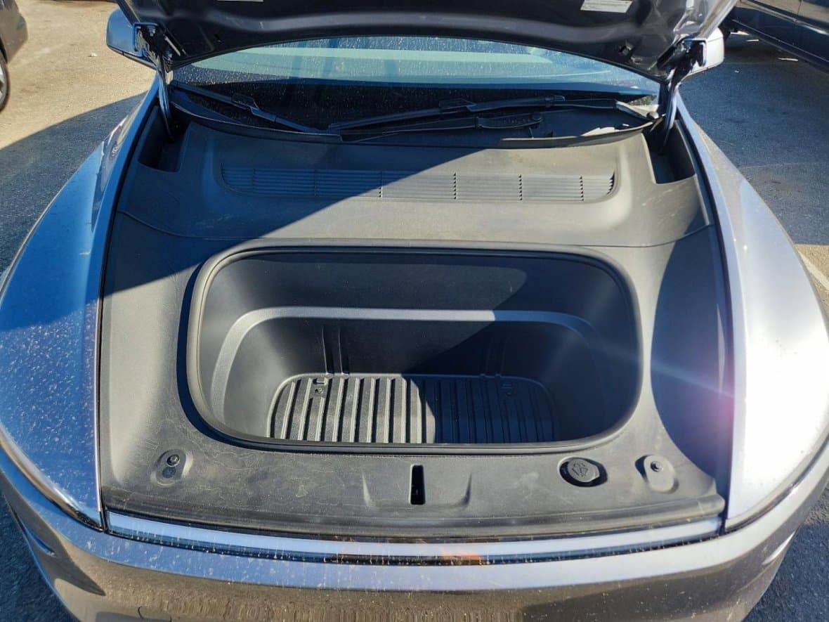 2025 Tesla MODEL Y - 11