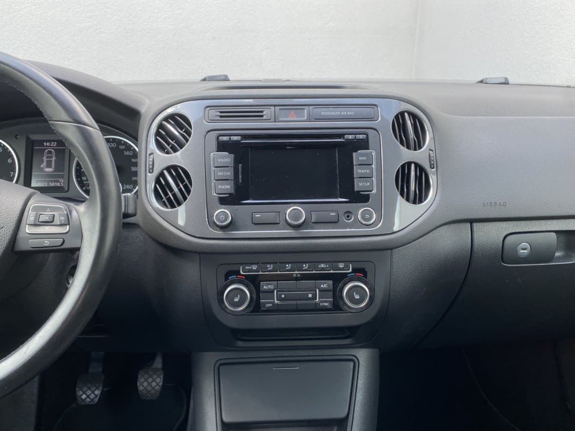 2013 Volkswagen TIGUAN - 12