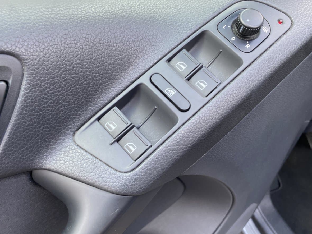 2013 Volkswagen TIGUAN - 13