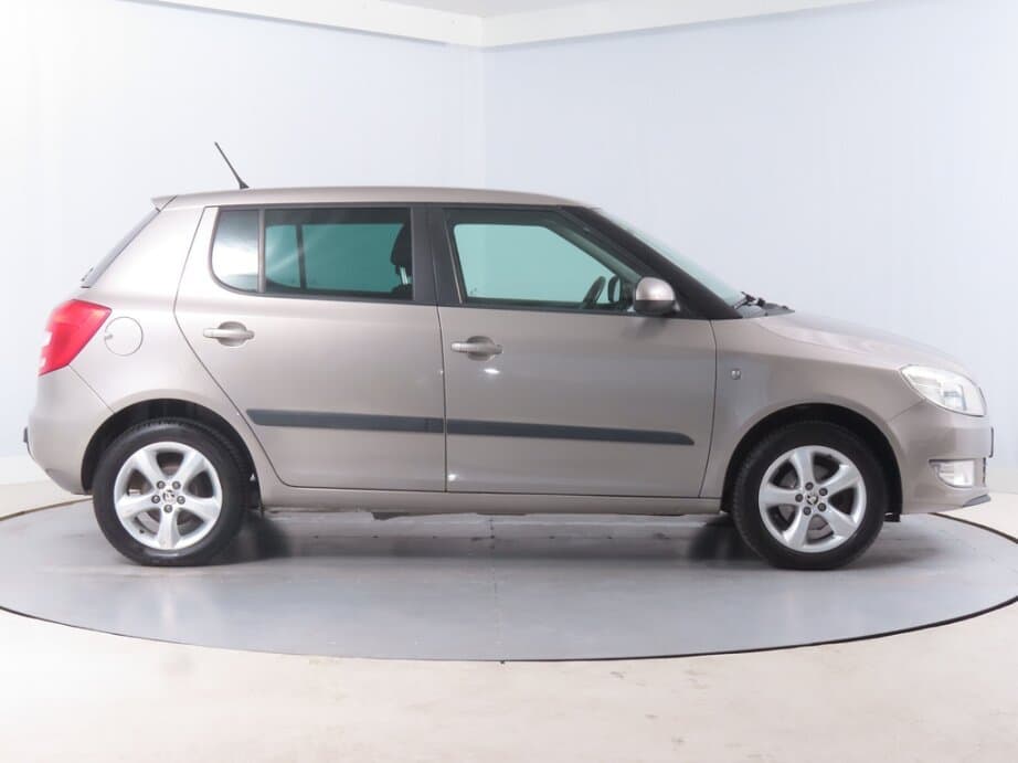 2013 Škoda FABIA - 8