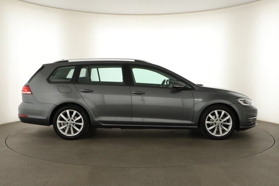 2020 Volkswagen GOLF - 8