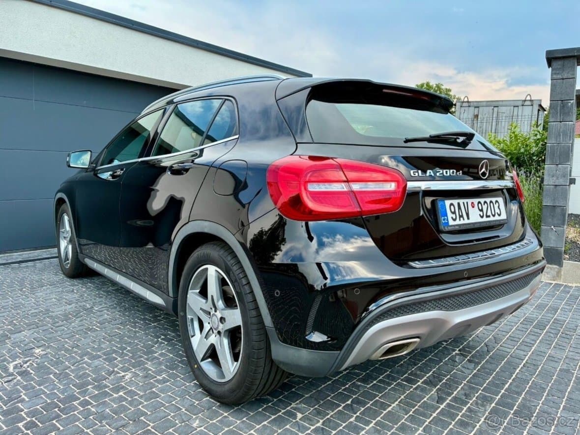 2017 Mercedes-Benz GLA - 6